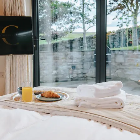 Peaceful Countryside Barn Conversion - Yorkshire Dales