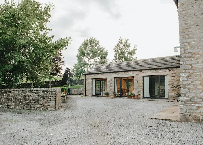 Peaceful Countryside Barn Conversion - Yorkshire Dales *